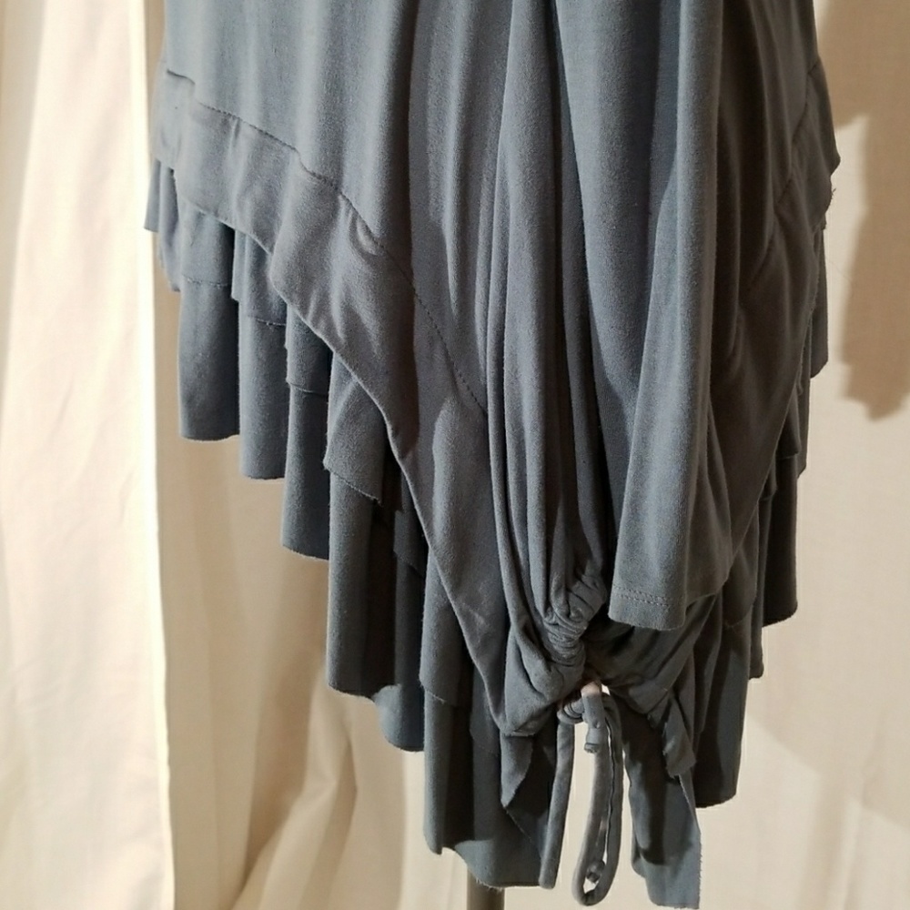 Tunic - Picture 5 of 6